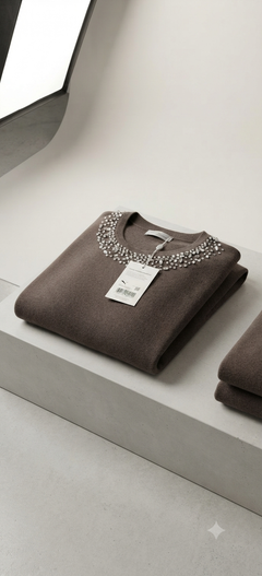 Maglione collo gioiello